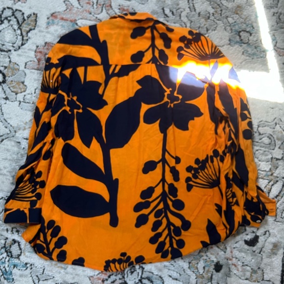 Nice Things Blouse - Picture 2 of 7